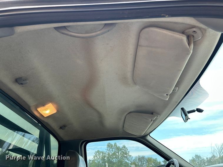 image for item NL9611 2007 Ford F650 Super Duty XL  flatbed truck