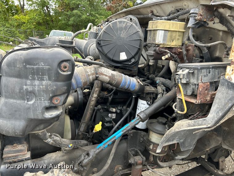 image for item NL9611 2007 Ford F650 Super Duty XL  flatbed truck