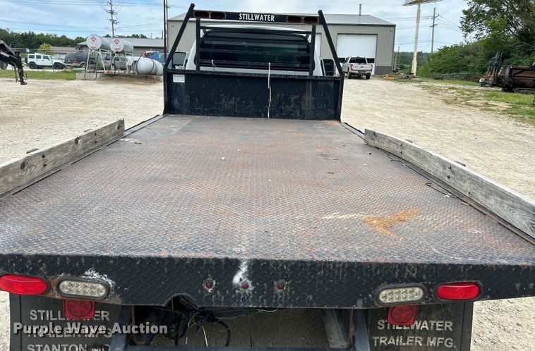 image for item NL9611 2007 Ford F650 Super Duty XL  flatbed truck