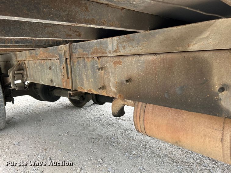 image for item NL9611 2007 Ford F650 Super Duty XL  flatbed truck