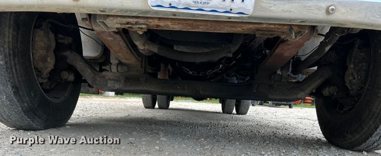 image for item NL9611 2007 Ford F650 Super Duty XL  flatbed truck