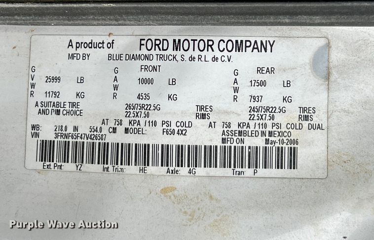 image for item NL9611 2007 Ford F650 Super Duty XL  flatbed truck