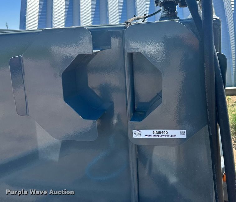 image for item NM9490 Buckshot T-990  tank trailer