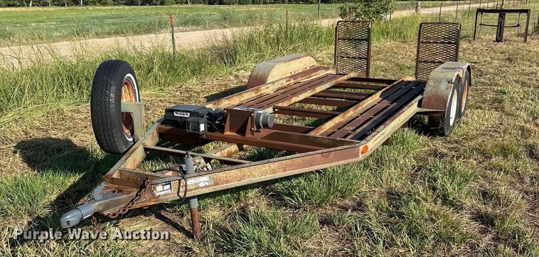 image for item NP9455 2014 Leon's Welding  car trailer