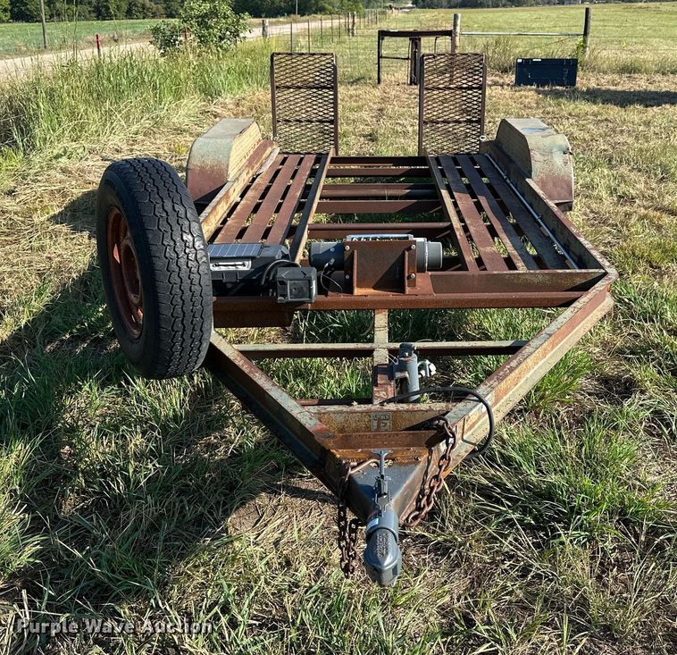 image for item NP9455 2014 Leon's Welding  car trailer
