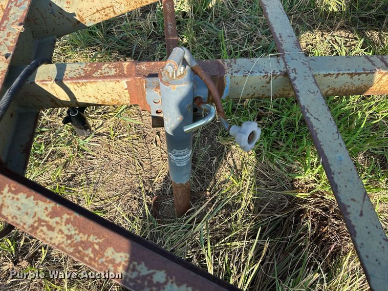 image for item NP9455 2014 Leon's Welding  car trailer