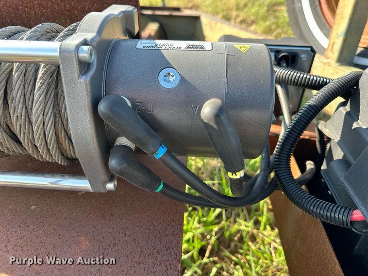 image for item NP9455 2014 Leon's Welding  car trailer