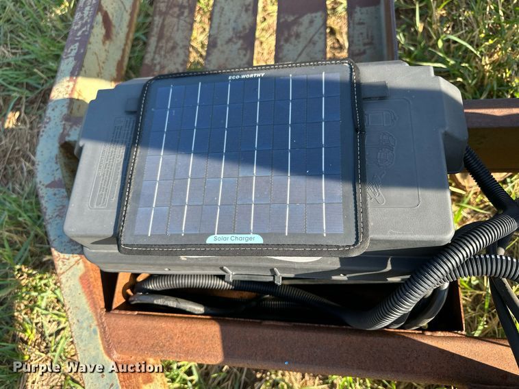 image for item NP9455 2014 Leon's Welding  car trailer