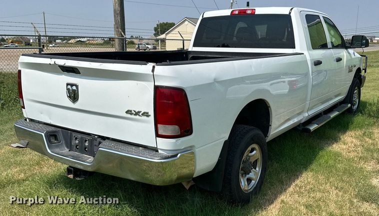 image for item NP9469 2013 Dodge Ram 2500  Crew Cab pickup truck