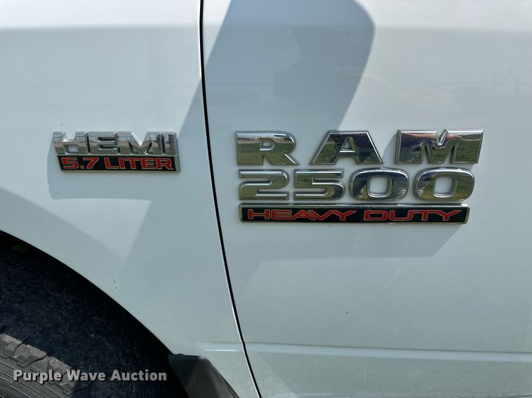 image for item NP9469 2013 Dodge Ram 2500  Crew Cab pickup truck