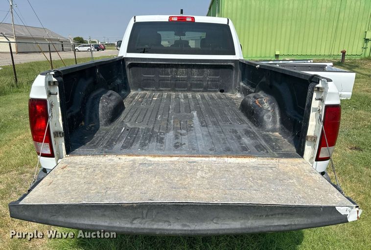 image for item NP9469 2013 Dodge Ram 2500  Crew Cab pickup truck