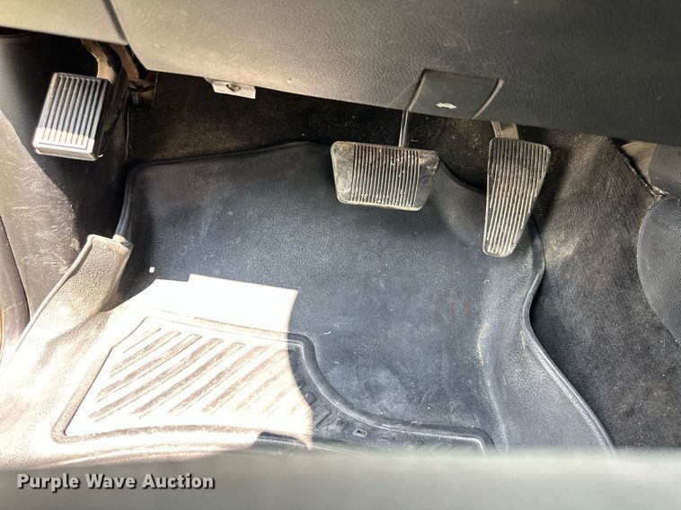 image for item NP9469 2013 Dodge Ram 2500  Crew Cab pickup truck