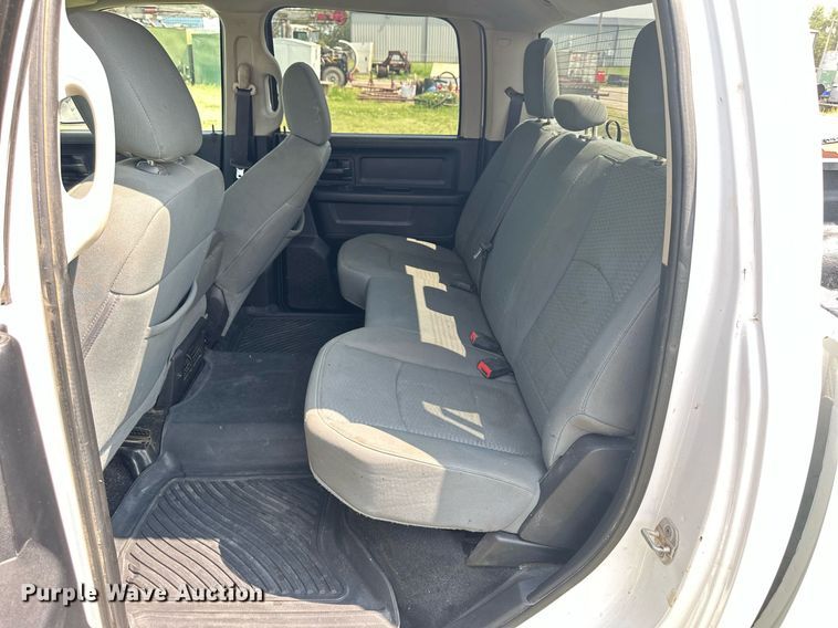 image for item NP9469 2013 Dodge Ram 2500  Crew Cab pickup truck