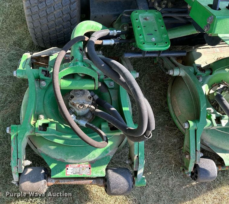 image for item NP9471 John Deere 8800 lawn mower