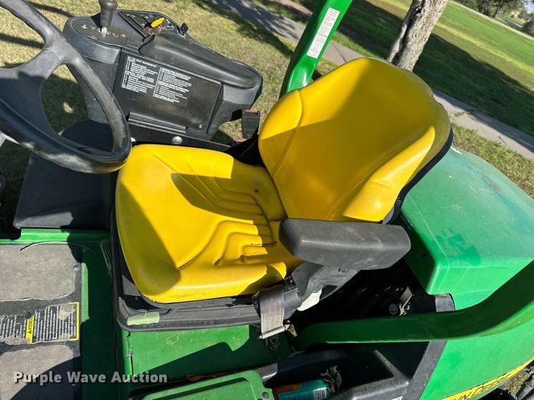 image for item NP9471 John Deere 8800 lawn mower