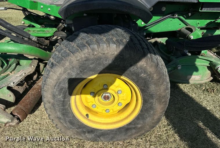 image for item NP9471 John Deere 8800 lawn mower