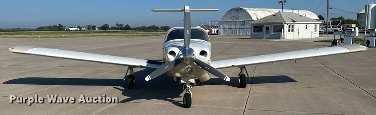 image for item NP9949 1978 Piper Lance II PA32RT-300  airplane