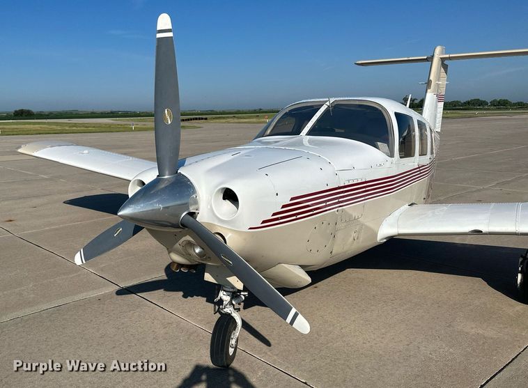 image for item NP9949 1978 Piper Lance II PA32RT-300  airplane