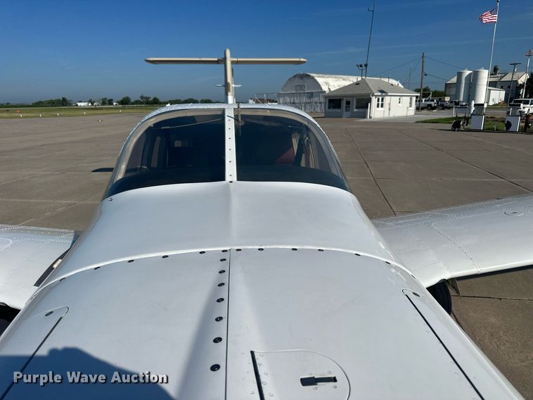 image for item NP9949 1978 Piper Lance II PA32RT-300  airplane