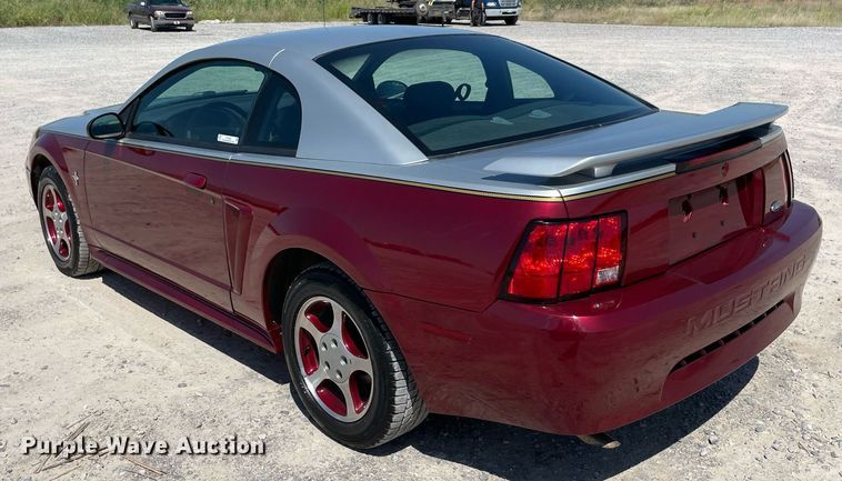 image for item NT9409 2001 Ford Mustang