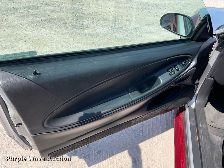 image for item NT9409 2001 Ford Mustang