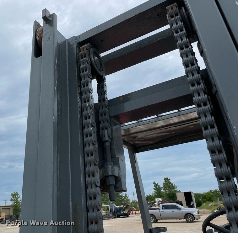 image for item NT9434 Toyota FDU70  forklift