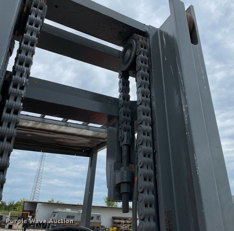 image for item NT9434 Toyota FDU70  forklift