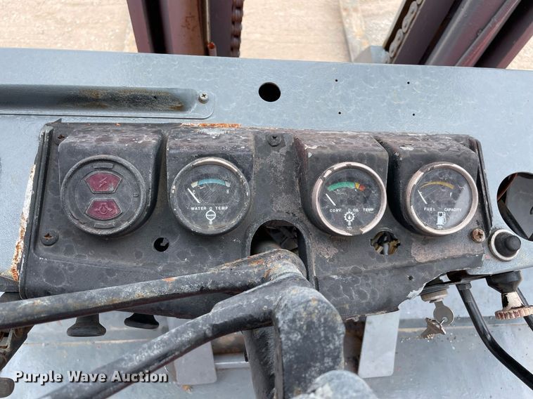 image for item NT9434 Toyota FDU70  forklift