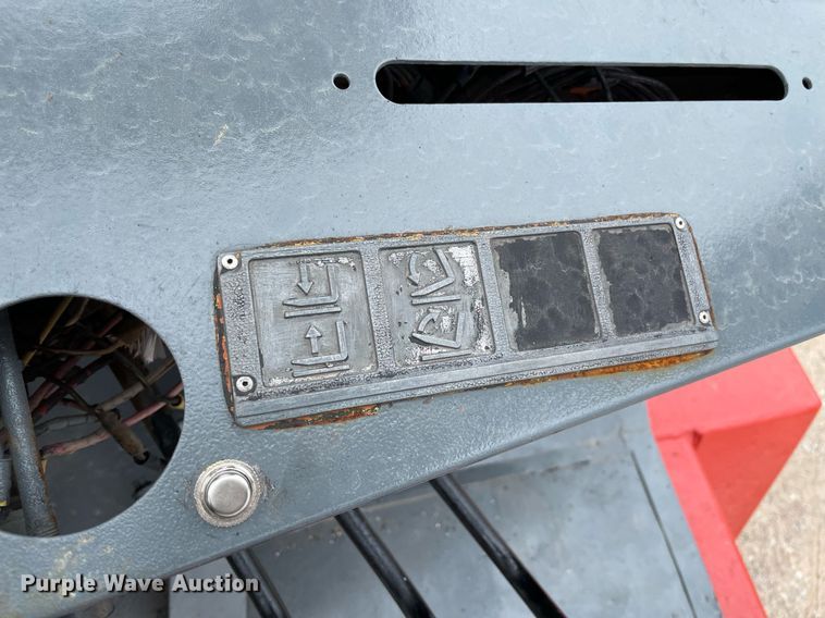 image for item NT9434 Toyota FDU70  forklift