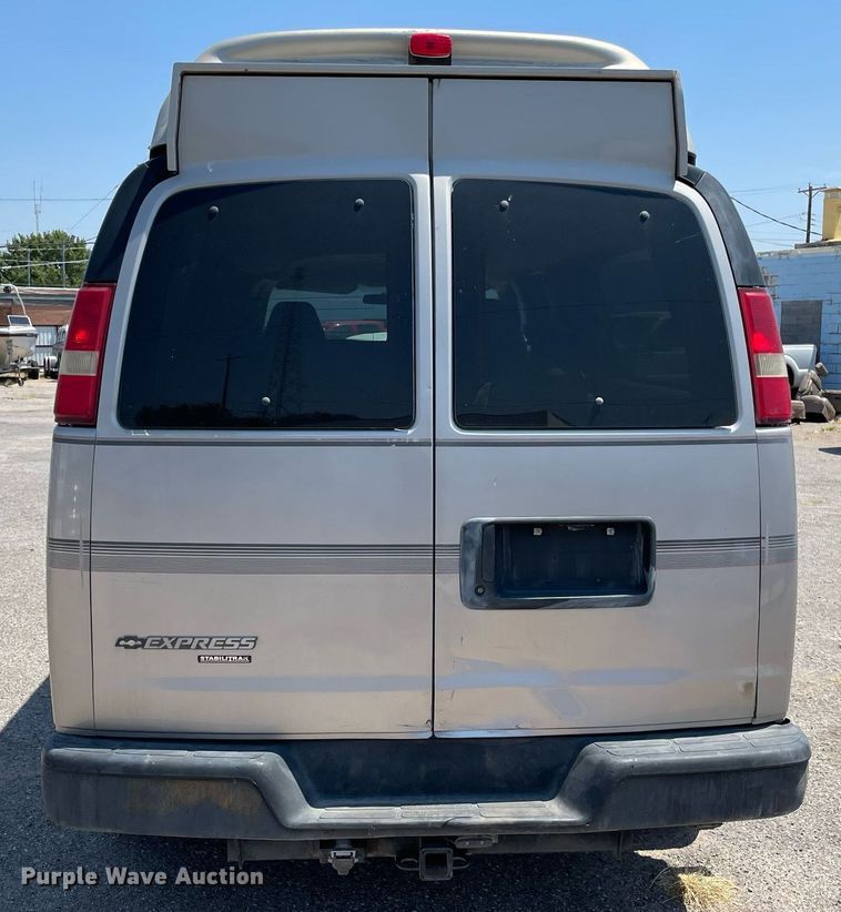 image for item NT9503 2008 Chevrolet Express 3500