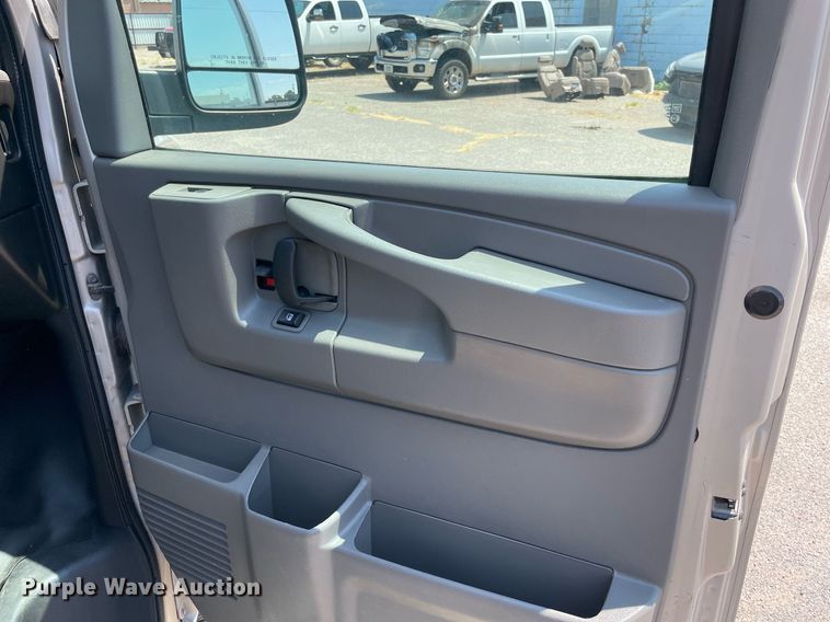 image for item NT9503 2008 Chevrolet Express 3500
