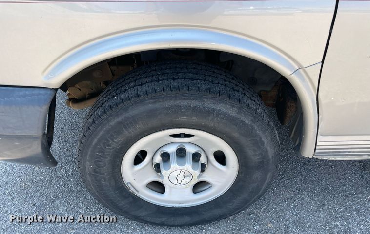 image for item NT9503 2008 Chevrolet Express 3500