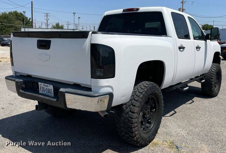 image for item NT9504 2009 Chevrolet Silverado 1500  Crew Cab pickup truck