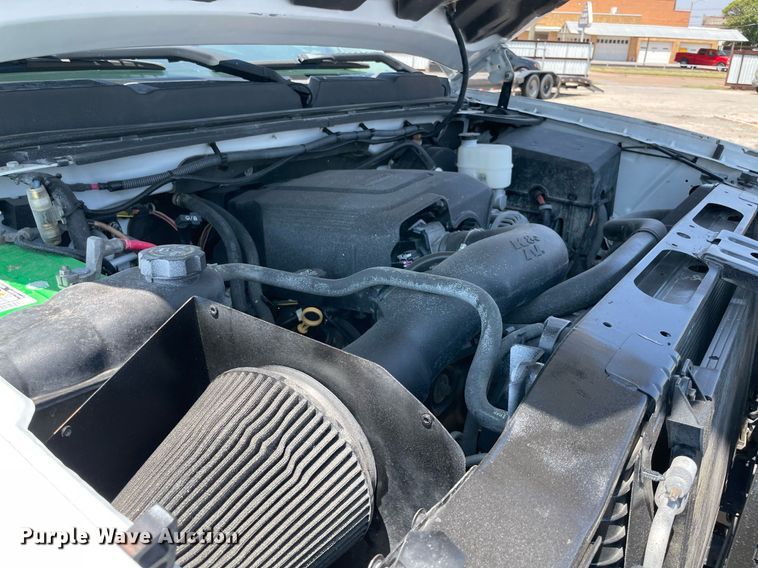 image for item NT9504 2009 Chevrolet Silverado 1500  Crew Cab pickup truck