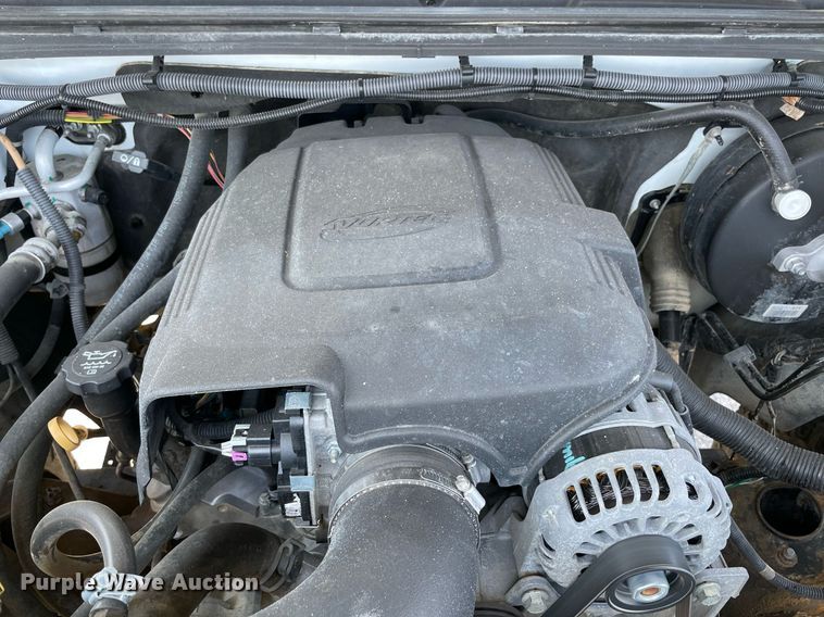 image for item NT9504 2009 Chevrolet Silverado 1500  Crew Cab pickup truck