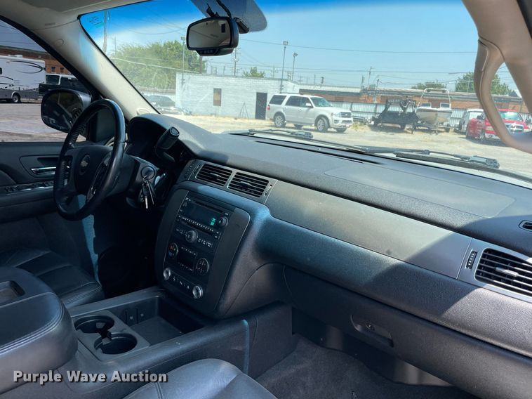 image for item NT9505 2007 Chevrolet Suburban  SUV