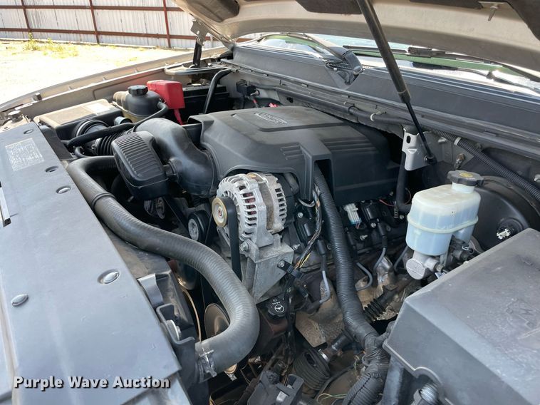 image for item NT9505 2007 Chevrolet Suburban  SUV