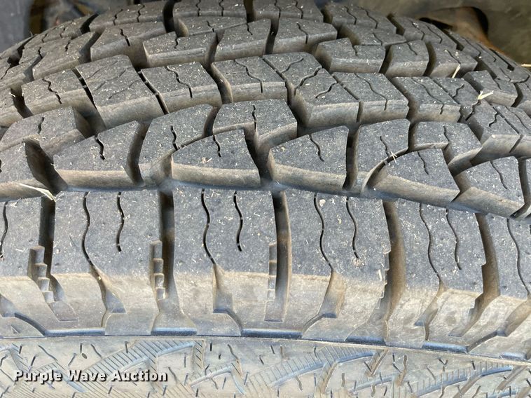 image for item NT9507 2007 Chevrolet Silverado 3500HD  pickup truck cab and chassis