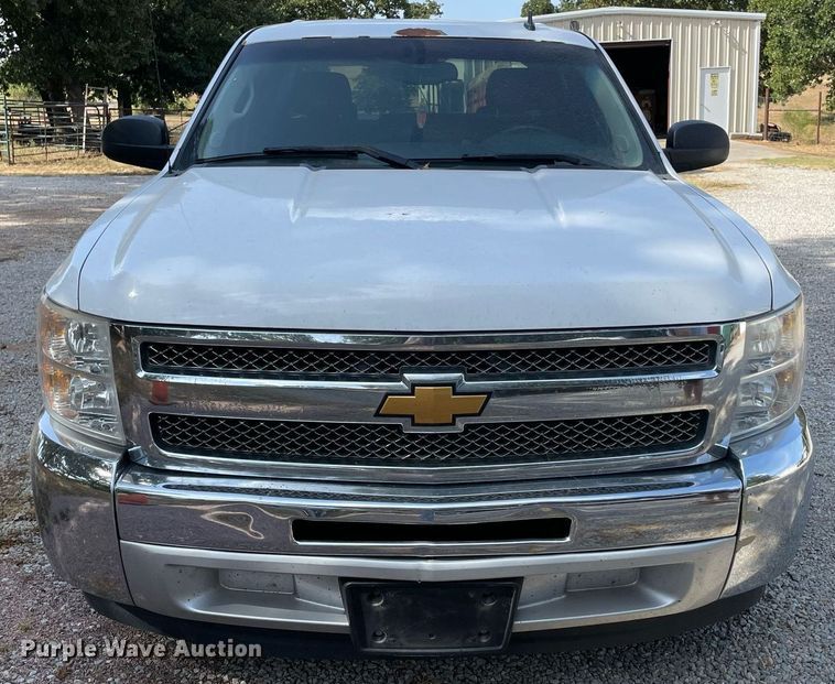 image for item NT9529 2013 Chevrolet Silverado 1500 LT  Crew Cab pickup truck