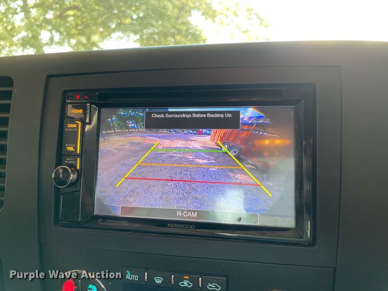 image for item NT9529 2013 Chevrolet Silverado 1500 LT  Crew Cab pickup truck