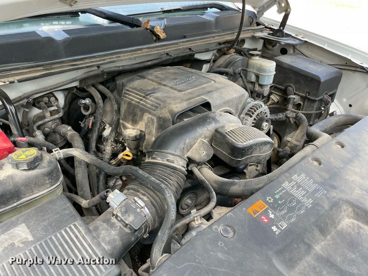 image for item NT9529 2013 Chevrolet Silverado 1500 LT  Crew Cab pickup truck