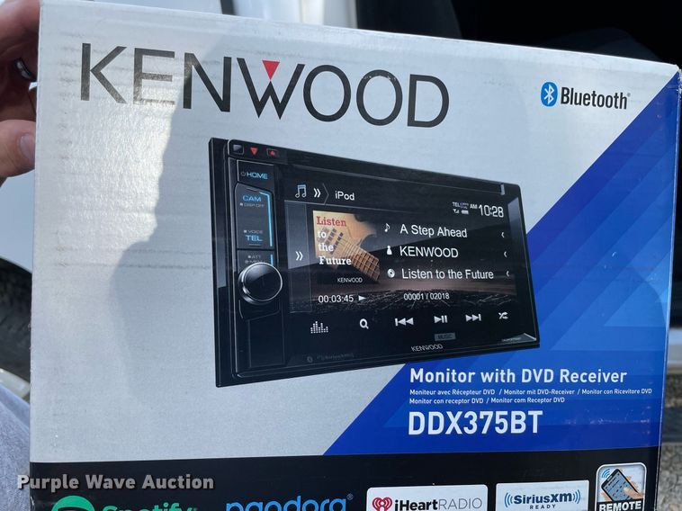 image for item NT9529 2013 Chevrolet Silverado 1500 LT  Crew Cab pickup truck