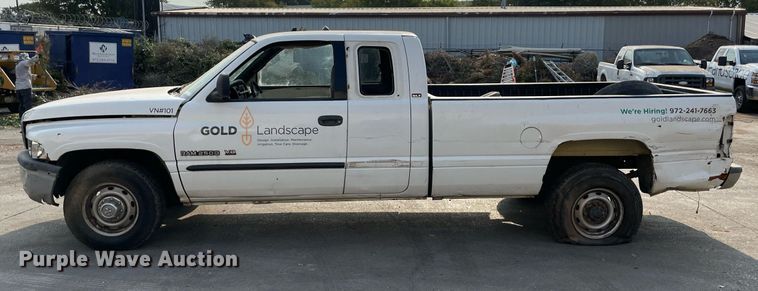 image for item NT9531 2001 Dodge Ram 2500  Quad Cab pickup truck
