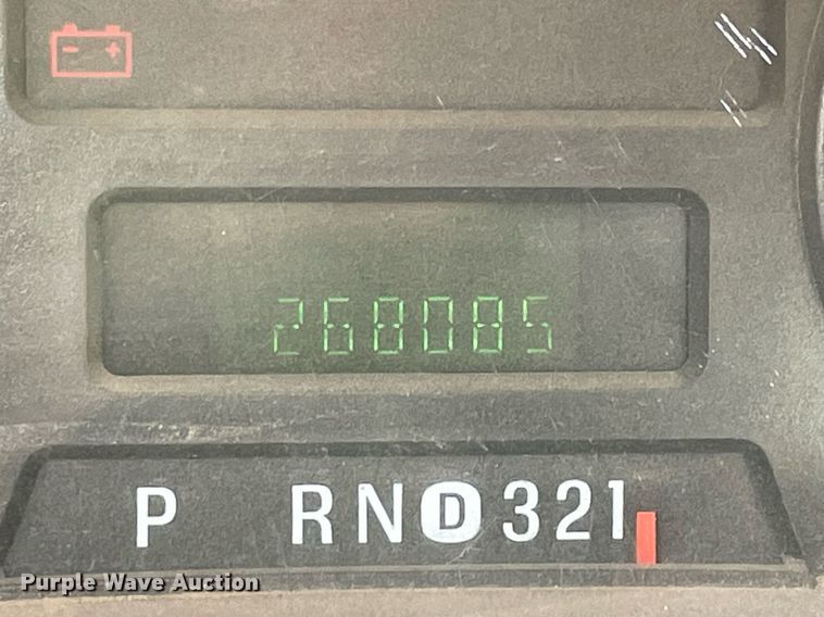 image for item NT9532 2007 Ford  F350 Super Duty  Crew Cab flatbed pickup truck