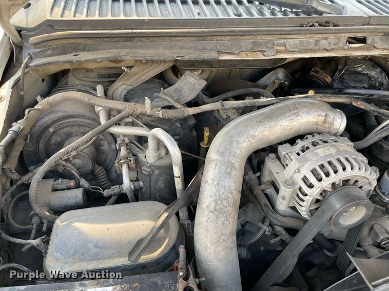 image for item NT9532 2007 Ford  F350 Super Duty  Crew Cab flatbed pickup truck