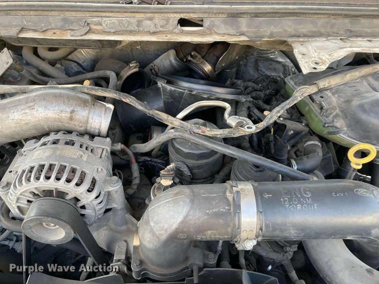 image for item NT9532 2007 Ford  F350 Super Duty  Crew Cab flatbed pickup truck