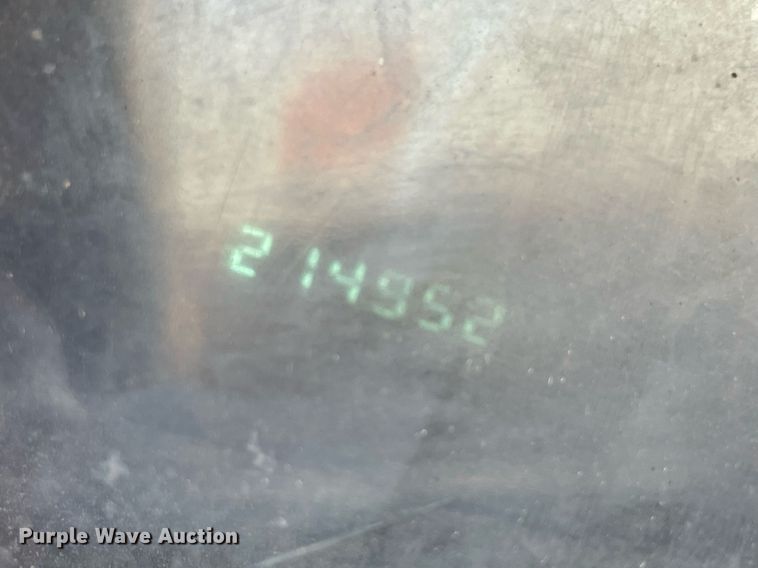 image for item NT9533 2001 Dodge Ram 3500  Quad Cab flatbed pickup truck