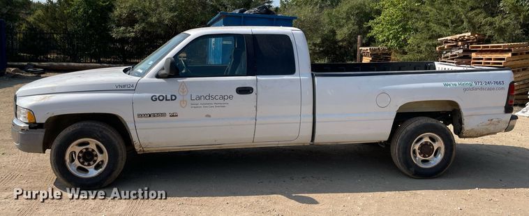 image for item NT9534 2002 Dodge Ram 2500  Quad Cab pickup truck
