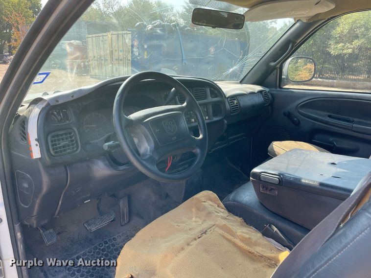 image for item NT9534 2002 Dodge Ram 2500  Quad Cab pickup truck