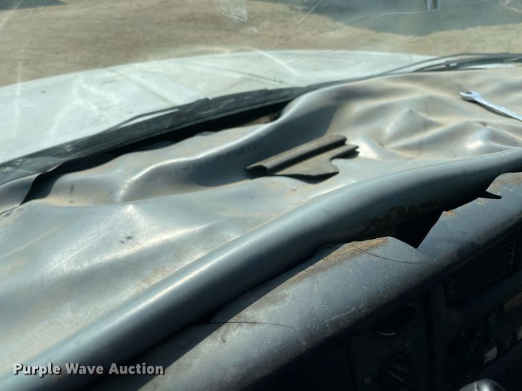 image for item NT9534 2002 Dodge Ram 2500  Quad Cab pickup truck